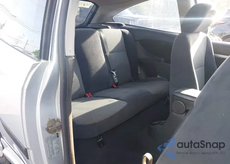 2001 Ford Focus Zx3 из США, поврежденный, VIN 3FAFP313X1R117916